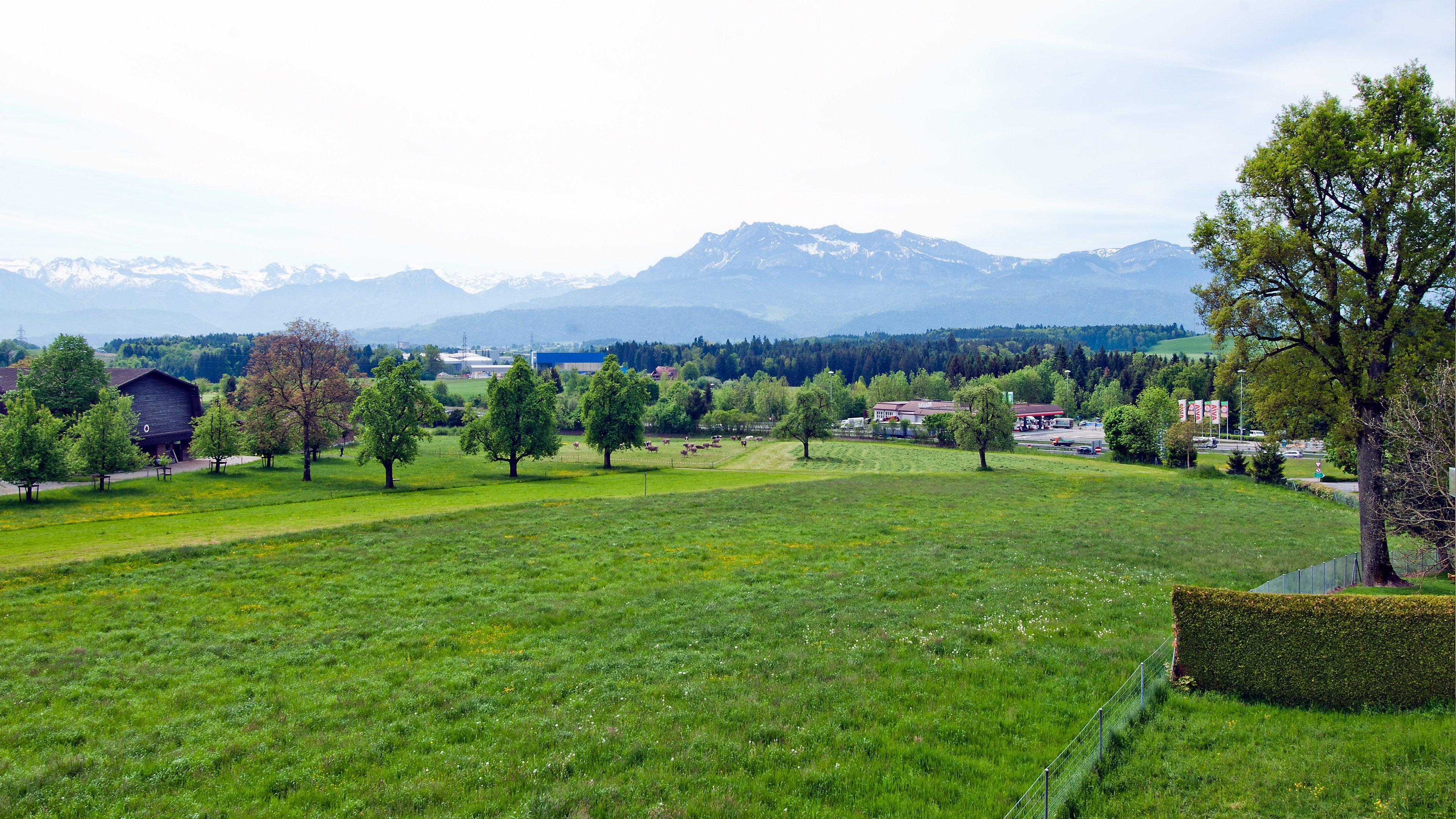 Holiday Inn Express Luzern-Neuenkirch, An Ihg Hotel Rothenburg Extérieur photo